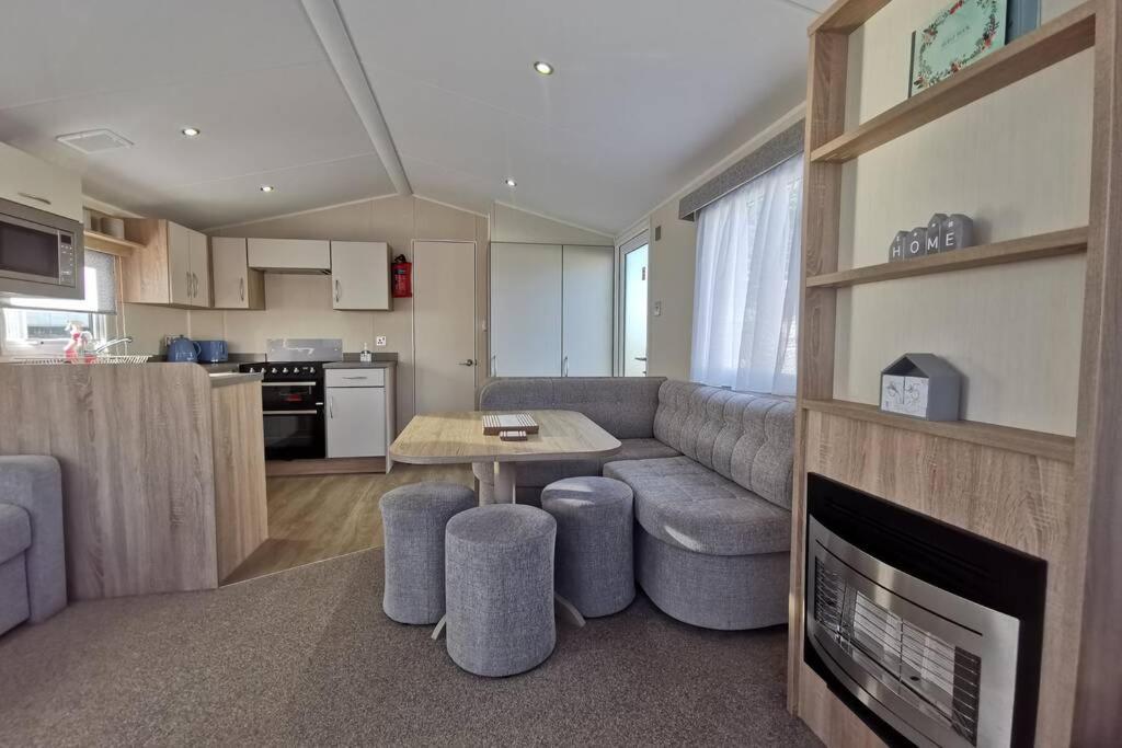 8 Sleep Chalet At Newquay Away Resorts Nb160 מראה חיצוני תמונה